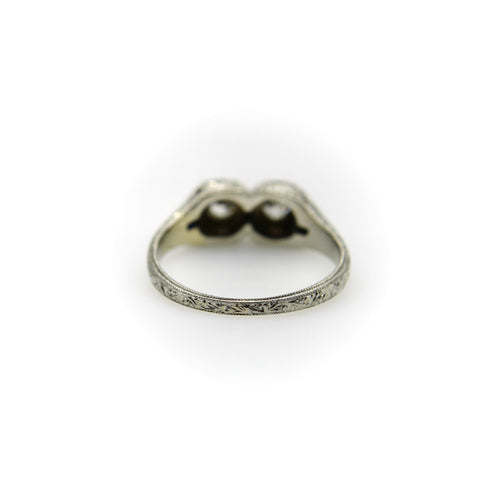 Bague 51 Bague Toi et Moi Art déco édouardienne en or blanc 18k, diamants et saphirs 58 Facettes