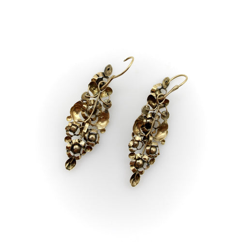 Boucles d'oreilles Boucles d’oreilles victoriennes espagnoles en or 18K, argent et diamant 58 Facettes A1002H