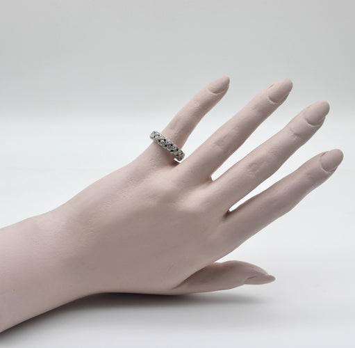Bague 53 Tiffany & Co. - Bague alliance éternité en platine PT950 sertie de diamants 58 Facettes A1002J