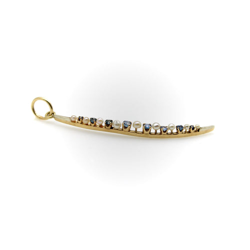 Pendentif Époque victorienne - Pendentif croissant de lune en or jaune 14 carats, saphirs et perles 58 Facettes