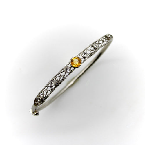 Bracelet Bracelet jonc édouardien en platine, saphir jaune et diamants 58 Facettes