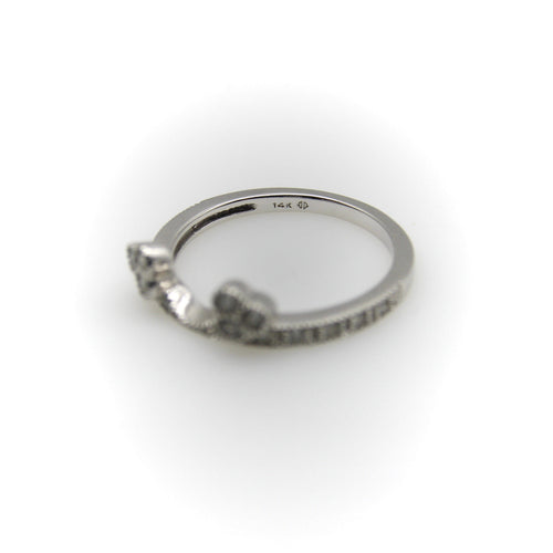 Bague 54 Bague de mariage contourée en or blanc 14K avec diamants 58 Facettes
