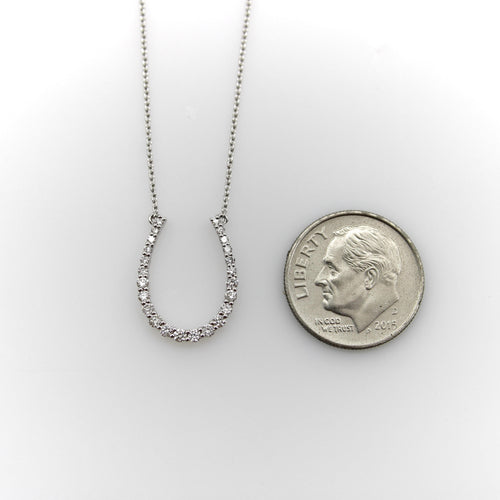 Collier Pendentif fer à cheval - Collier en or blanc 14K et diamants 58 Facettes A20035
