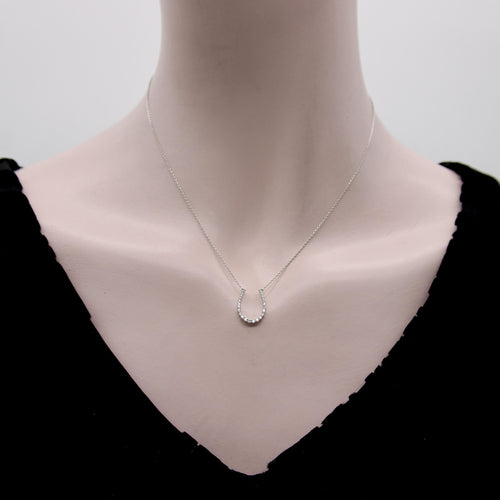 Collier Pendentif fer à cheval - Collier en or blanc 14K et diamants 58 Facettes A20035