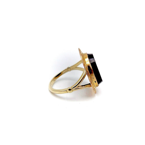 Bague 50 Bague micro-mosaïque oiseau en or 14 carats et onyx 58 Facettes