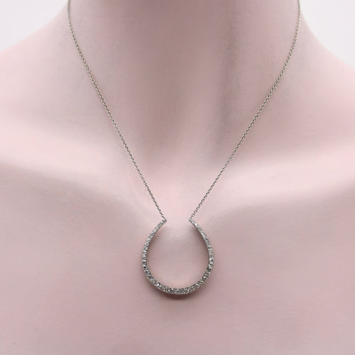 Collier Édouardien - Collier pendentif fer à cheval en platine et diamants 58 Facettes