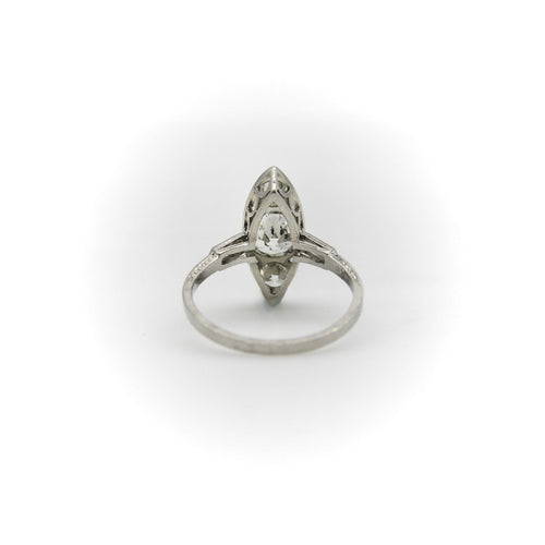 Bague 57 Bague navette édouardienne en platine et diamants taille ancienne 58 Facettes