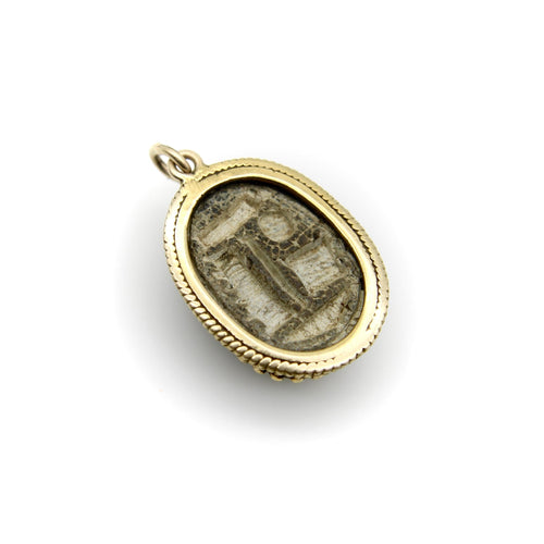 Pendentif Pendentif scarabée en faïence - Revival égyptien en or 14K 58 Facettes A2007A