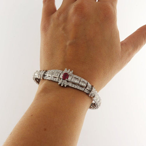 Bracelet Bracciale en platine - Rubis ovale et diamants 4,22 ct 58 Facettes G3901