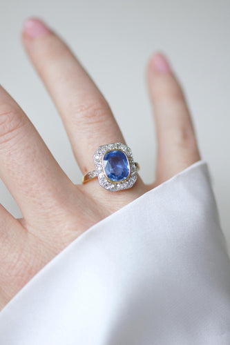 Bague 53 Bague Pompadour de fiançailles saphir de Ceylan et diamants en or jaune 18 kt 58 Facettes