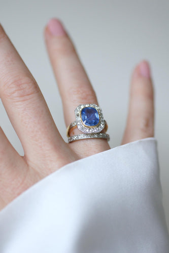 Bague 53 Bague Pompadour de fiançailles saphir de Ceylan et diamants en or jaune 18 kt 58 Facettes