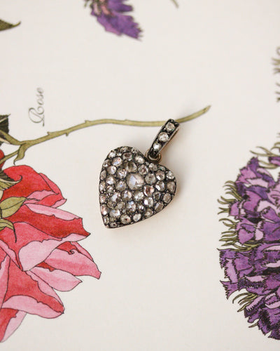 Pendentif Pendentif ancien cœur en or rose et argent pavé de diamants 58 Facettes A12014-A