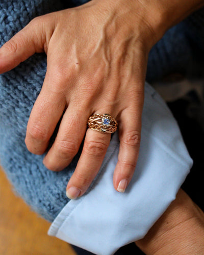 Bague 53.5 Bague cocktail 1950 en or rose et blanc 18K avec saphir 58 Facettes A11834