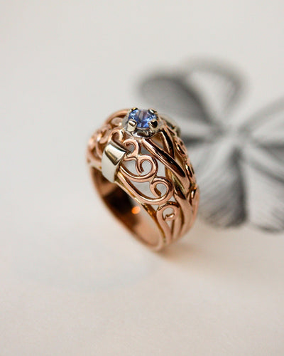 Bague 53.5 Bague cocktail 1950 en or rose et blanc 18K avec saphir 58 Facettes A11834