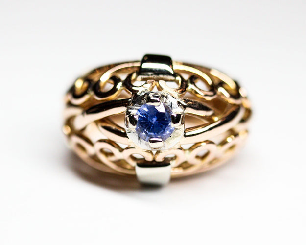 Bague 53.5 Bague cocktail 1950 en or rose et blanc 18K avec saphir 58 Facettes A11834