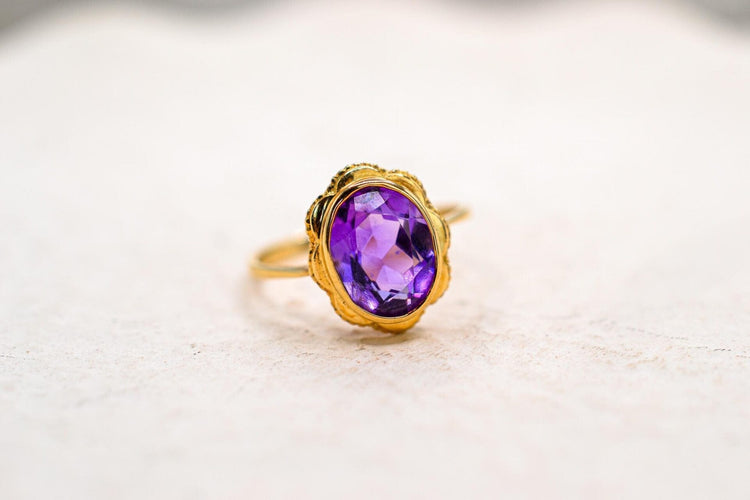 Bague 54 Bague fleur en or jaune 18 carats avec améthyste 58 Facettes 3894