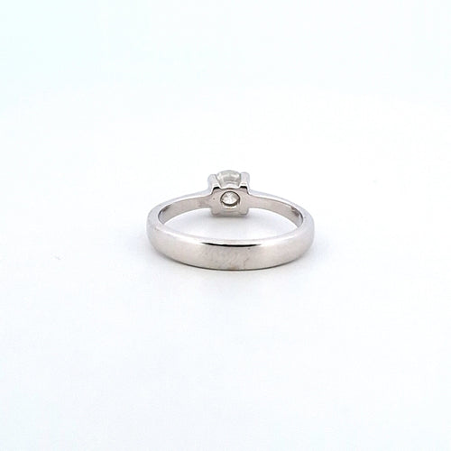 Bague 56 Bague solitaire - en or blanc 18 ct avec diamant 0,65 ct 58 Facettes