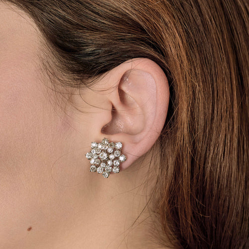 Boucles d'oreilles Boucles d’oreilles - Motif floral en or blanc 18 carats et diamants 58 Facettes BO/250031