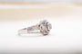 Bague 52 Bague ajourée en or blanc 18 carats sertie de diamants 58 Facettes 3875