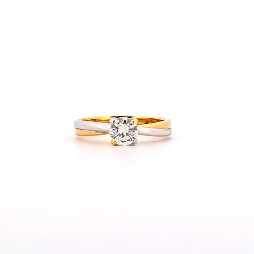 Bague 57 Solitare - Bague en or blanc et jaune 18 ct avec diamant 0,66 ct 58 Facettes