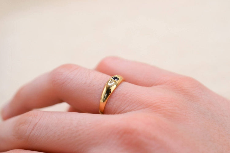 Bague 51 Bague jonc - Saphir étoilé en or jaune 18 carats 58 Facettes 3892