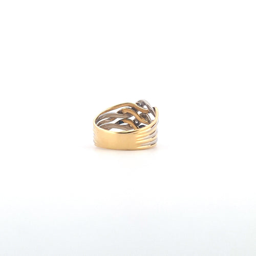 Bague 53 Bague en or jaune et blanc 18 kt avec diamants 58 Facettes