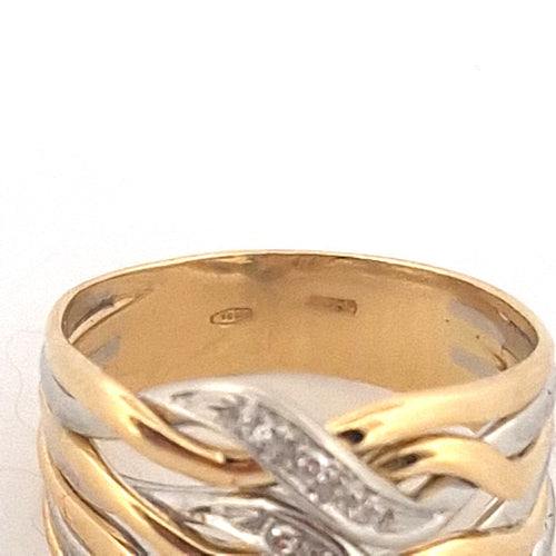 Bague 53 Bague en or jaune et blanc 18 kt avec diamants 58 Facettes