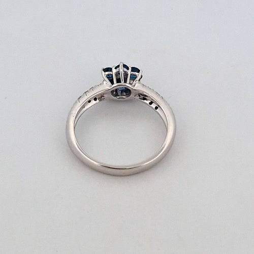 Bague 57 Bague en or blanc 18 ct avec saphirs naturels et diamants naturels 58 Facettes