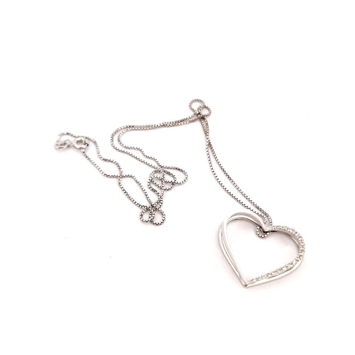 Collier Collier et pendentif cœur en or blanc 18 ct avec diamants 58 Facettes