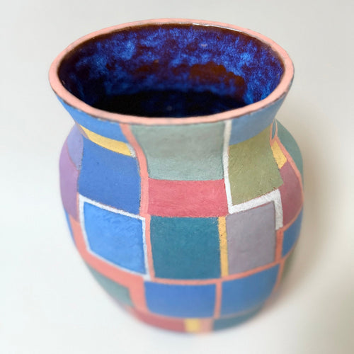 Céramique n°114 - Vase en céramique polychrome, années 1970 58 Facettes