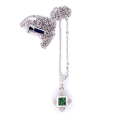 Collier Collier et pendentif - or blanc 18 kt, péridots et diamants 58 Facettes