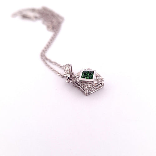 Collier Collier et pendentif - or blanc 18 kt, péridots et diamants 58 Facettes