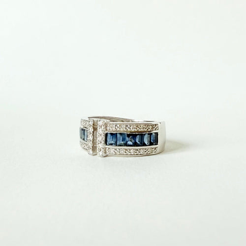 Bague 54 Bague n° 129 - Bague bandeau en or gris 18 carats, saphirs et diamants 58 Facettes