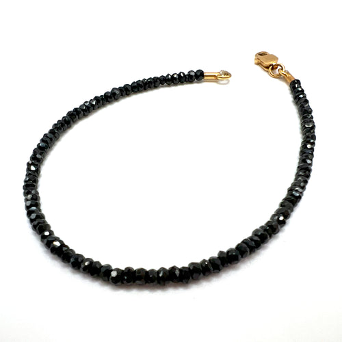 Bracelet Bracelet - en or jaune 18 ct et spinelles noires thaïlandaises 58 Facettes UKA000006GM