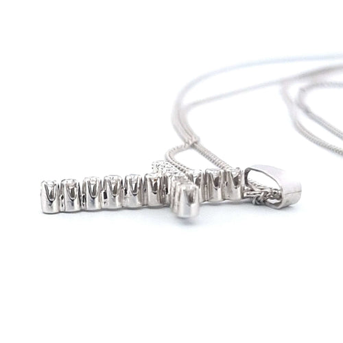 Collier Collier - Croix en or blanc 18 Kt et diamants naturels 58 Facettes