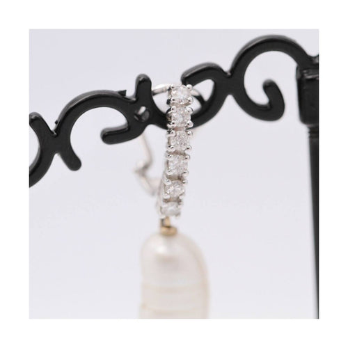 Boucles d'oreilles Boucles d’oreilles - Perles baroques et diamants en or blanc 18 ct 58 Facettes UKD359537JC