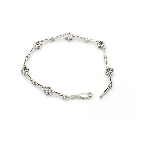 Bracelet SPRING - Bracelet en or blanc 18 kt avec saphirs et diamants 58 Facettes UKD359715LF