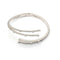 Bracelet RAY - Bracelet rigide en or blanc 18 kt et diamants 58 Facettes UKD359739LF