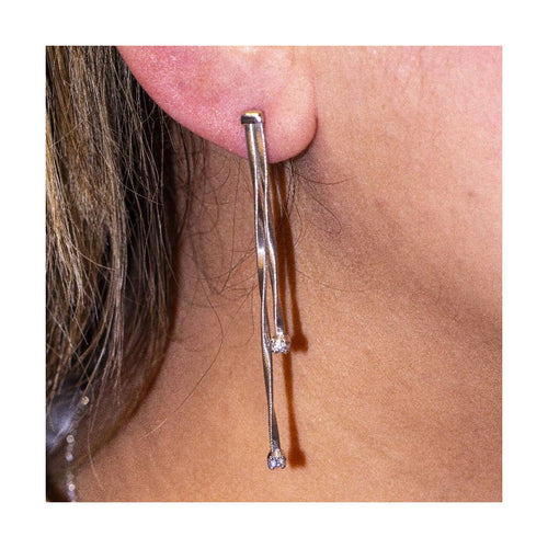 Boucles d'oreilles CASCADA - Boucles d’oreilles cascade en or blanc 18K et diamants 58 Facettes UKD360365CS