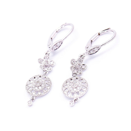 Boucles d'oreilles SUNNY ANTIK - Boucles d'oreilles en or blanc 18 kt et diamants 58 Facettes UKD360396CS