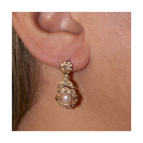 Boucles d'oreilles FLEUR - Boucles d’oreilles vers 1810 en or jaune, diamants et perles 58 Facettes UKD361020JC