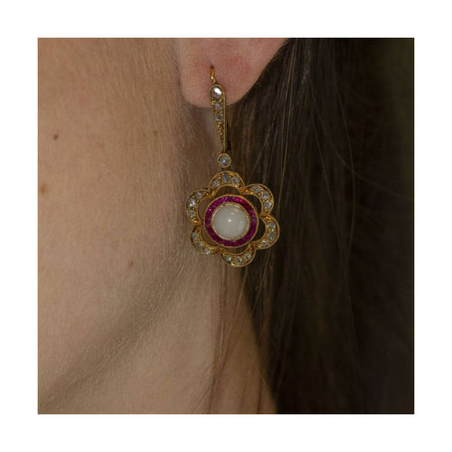 Boucles d'oreilles BELLE - Boucles d’oreilles en or jaune 18 ct, diamants et rubis 58 Facettes UKD362741JC