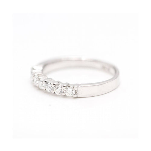 Bague Bague demi-alliance - 7 diamants taille brillant en or blanc 18 ct 58 Facettes UKD363104CG