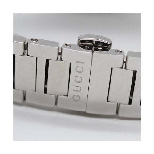 Montre Gucci - Montre YA142504 en acier avec diamants 58 Facettes UKD363882FJ