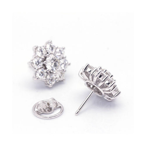 Boucles d'oreilles Roseton - Boucles d’oreilles en or blanc 18 kt et diamants 58 Facettes UKD364209LF