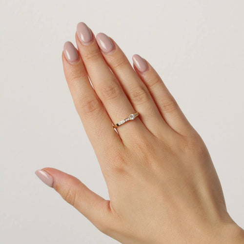Bague AMOUR - Bague demi-alliance en or jaune 18K et diamants 58 Facettes UKD364358CH