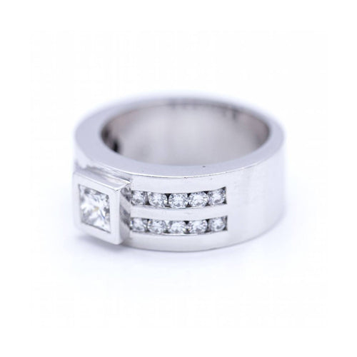 Bague Bague - Or blanc 18K et diamants 1,18 ct 58 Facettes UKN102887LF
