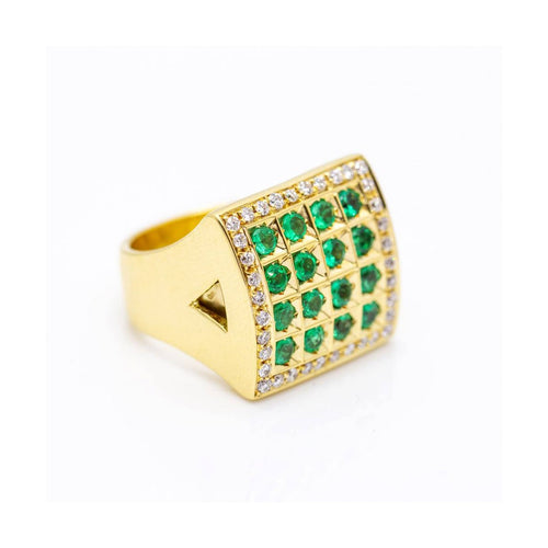 Bague Bague - Carrée en or jaune 18 kt, diamants et émeraudes 58 Facettes UKN102918EJ