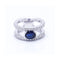 Bague Bague - Diamants et saphir de Myanmar en or blanc 18 ct 58 Facettes UKN102924EJ