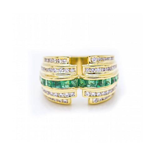 Bague LAZZO - Bague en or jaune 18 kt avec diamants et émeraudes 58 Facettes UKN102925EJ